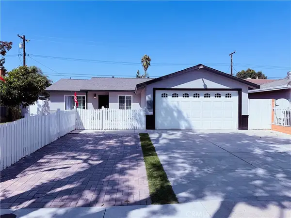 2309 W Anahurst Place, Santa Ana, CA 92704