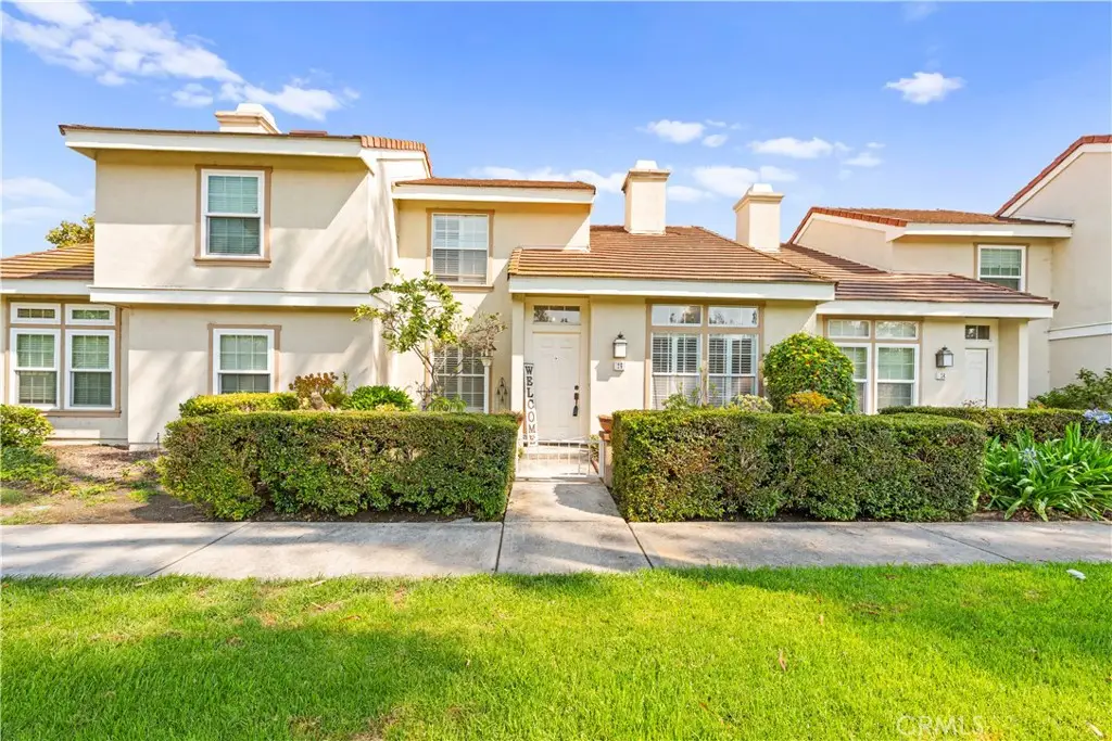 16 Wellesley #2, Irvine, CA 92612 - Image #1
