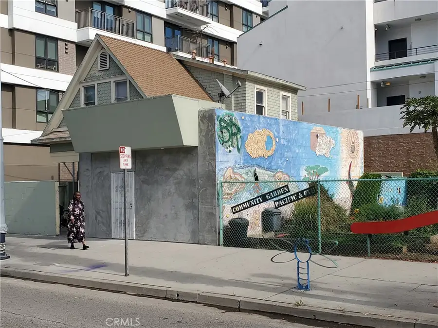 620 Pacific Avenue #3, Long Beach, CA 90802 - #2