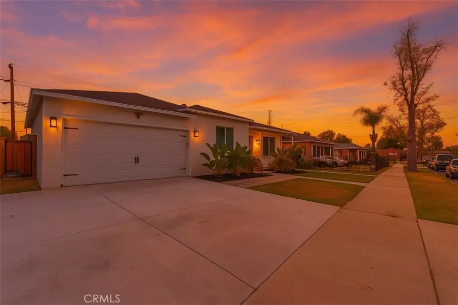 1422 S Exmoor Avenue, Compton, CA 90220 - Image #2