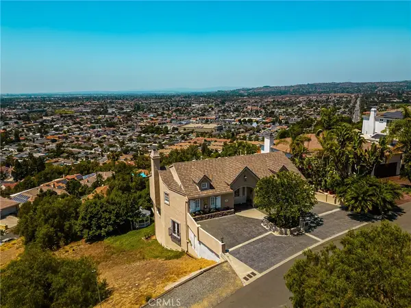 12272 Media Panorama, North Tustin, CA 92705