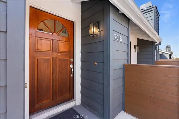 345 Avocado Street #201B, Costa Mesa, CA 92627