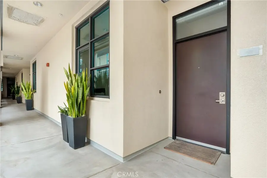 133 N The Promenade N #422, Long Beach, CA 90802 - Image #2