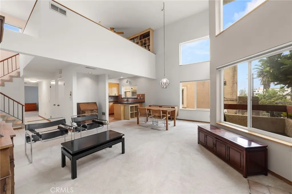 11831 Courtleigh Drive #203, Los Angeles, CA 90066 - Image #1