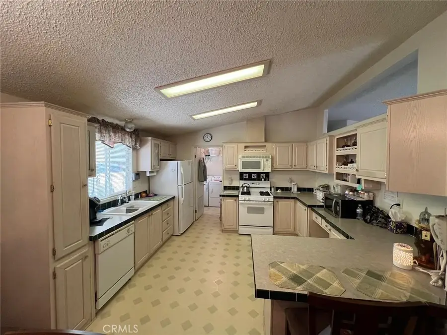 320 N Park Vista Street #109, Anaheim, CA 92806 - Image #2
