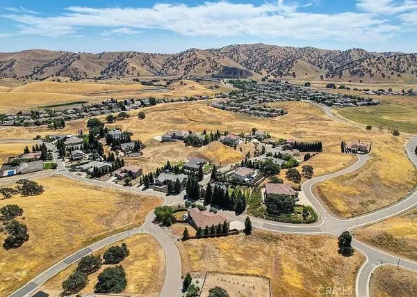 9451 Morton Davis Drive, Patterson, CA 95363