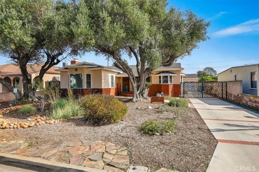 4520 Pepperwood Avenue, Long Beach, CA 90808 - Image #2