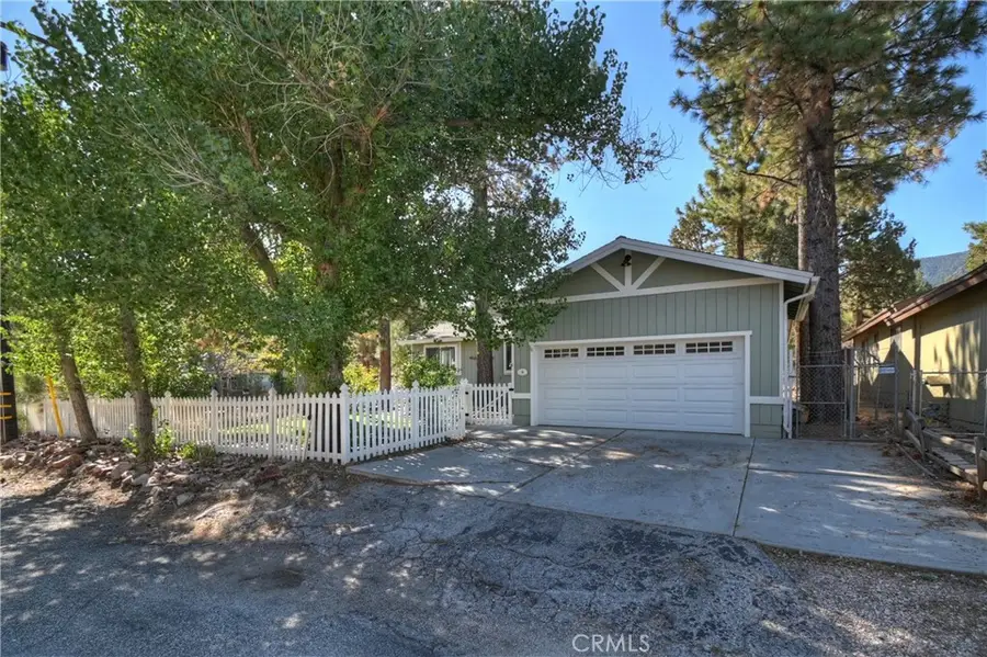 2208 Manzanita Lane, Big Bear City, CA 92314 - Image #2