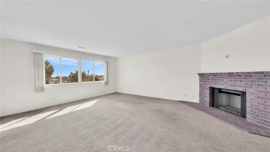 824 W 6th Street, San Pedro, CA 90731 - Image #3