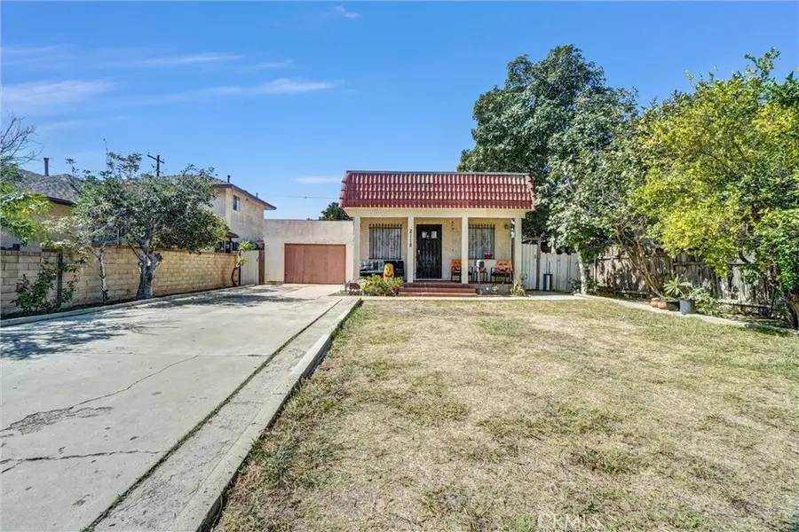 2118 Hickory Street, Santa Ana, CA 92707 - #2