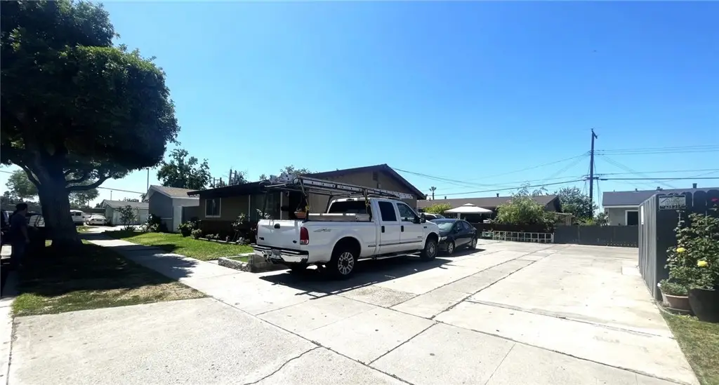 148 Fir Street N, Orange, CA 92868 - Image #1