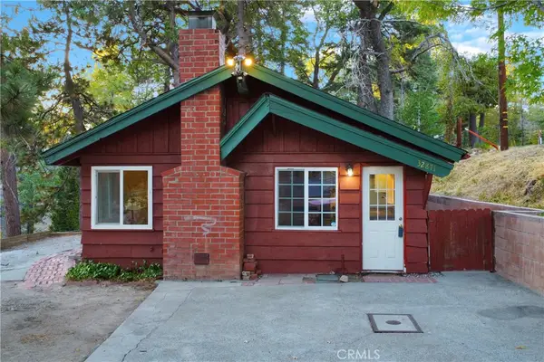 32871 Cougar Lane, Running Springs, CA 92382