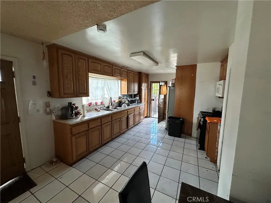 1612 E Stockton, Compton, CA 90221 - Image #3