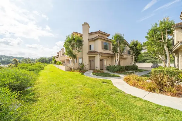 7917 E Viewrim, Anaheim Hills, CA 92808