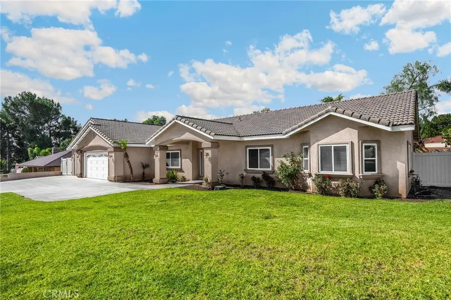 6075 Sandoval, Jurupa Valley, CA 92509 - Image #2