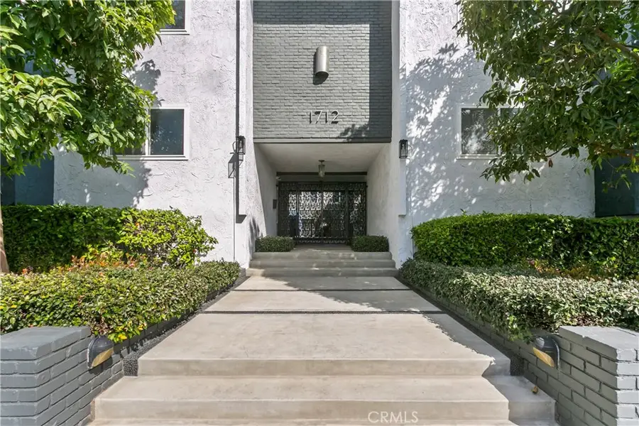 1712 Colby Avenue #105, Los Angeles, CA 90025 - #2