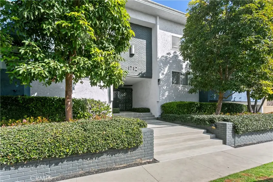 1712 Colby Avenue #105, Los Angeles, CA 90025 - #3