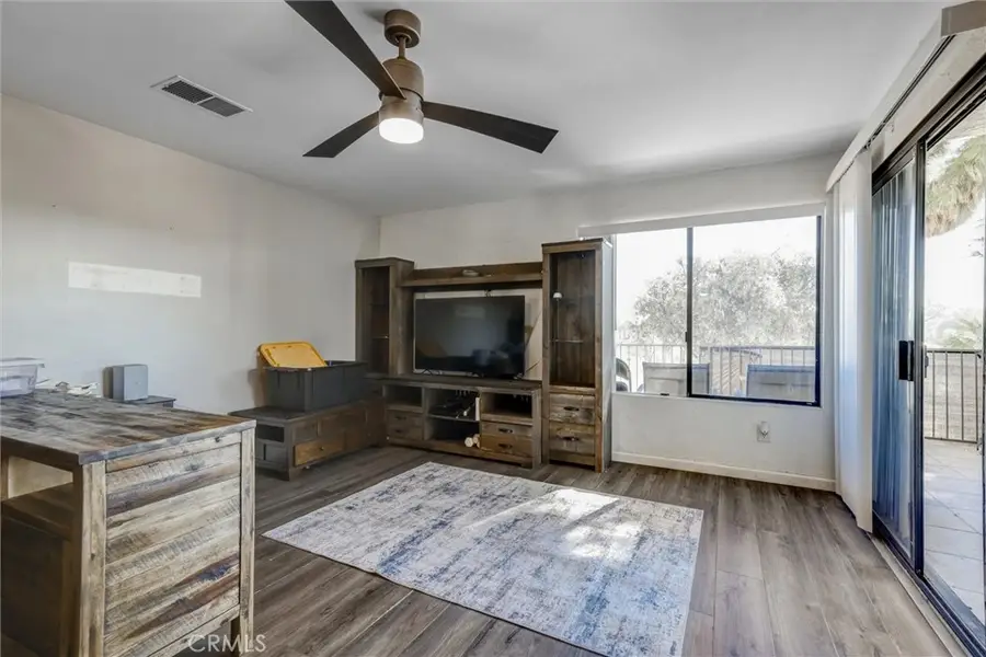 4687 Knickerbocker, Riverside, CA 92501 - Image #2