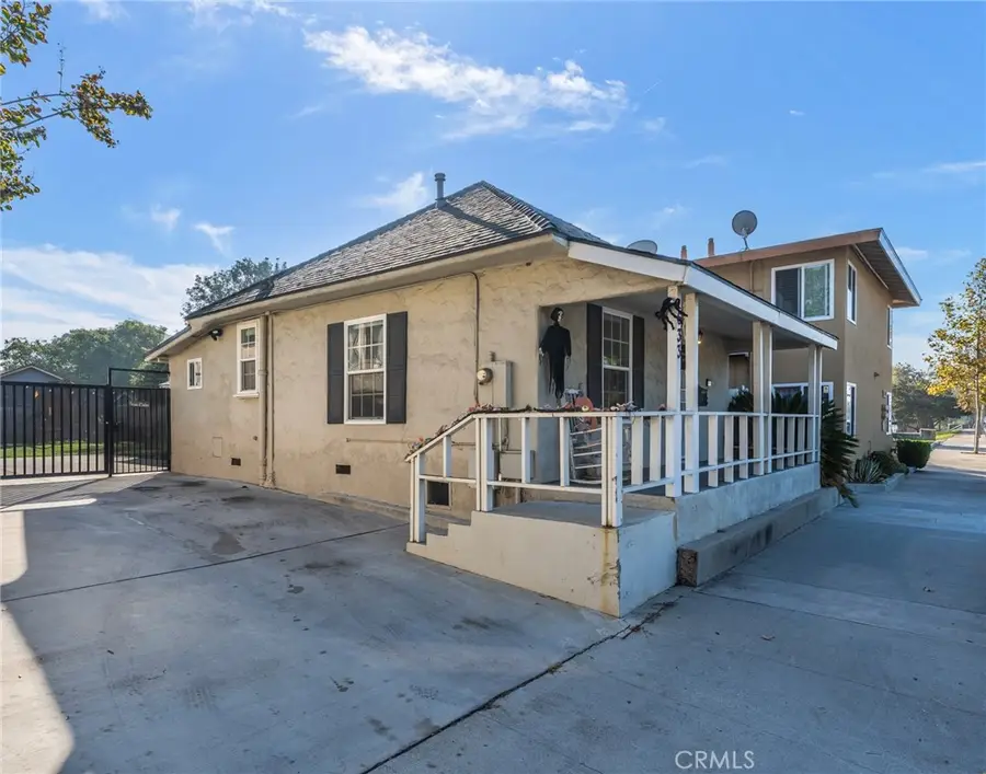 633 S Glassell Street, Orange, CA 92866 - Image #2