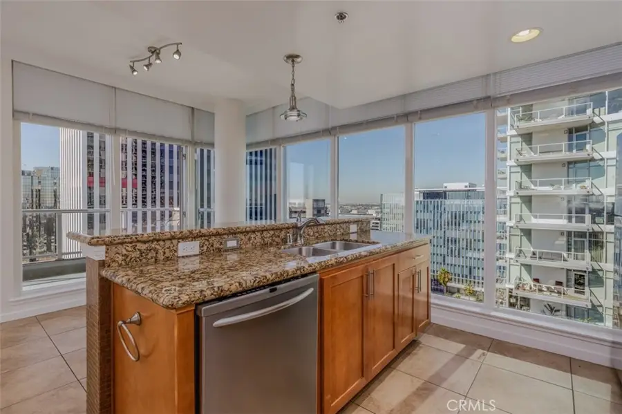 411 W Seaside #1506, Long Beach, CA 90802 - Image #2
