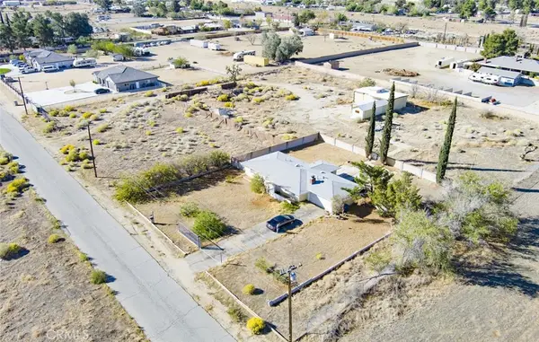 40655 11th W, Palmdale, CA 93551
