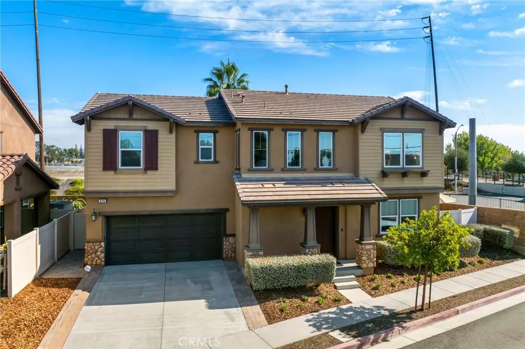 636 S Lakeshore Drive, Anaheim, CA 92806 - #1