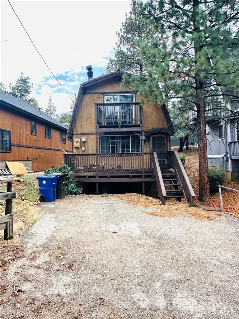 610 Holmes, Sugarloaf, CA 92386 - Image #2