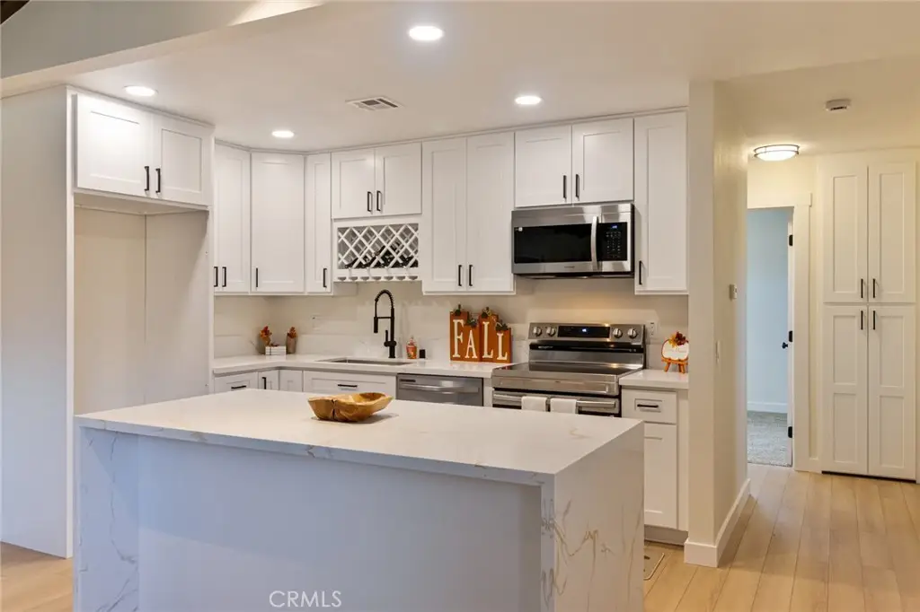 9516 Yucca Street, Apple Valley, CA 92308 - #1