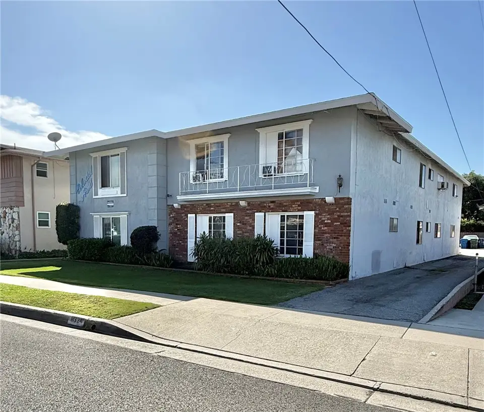 8324 Alameda, Downey, CA 90242 - #1