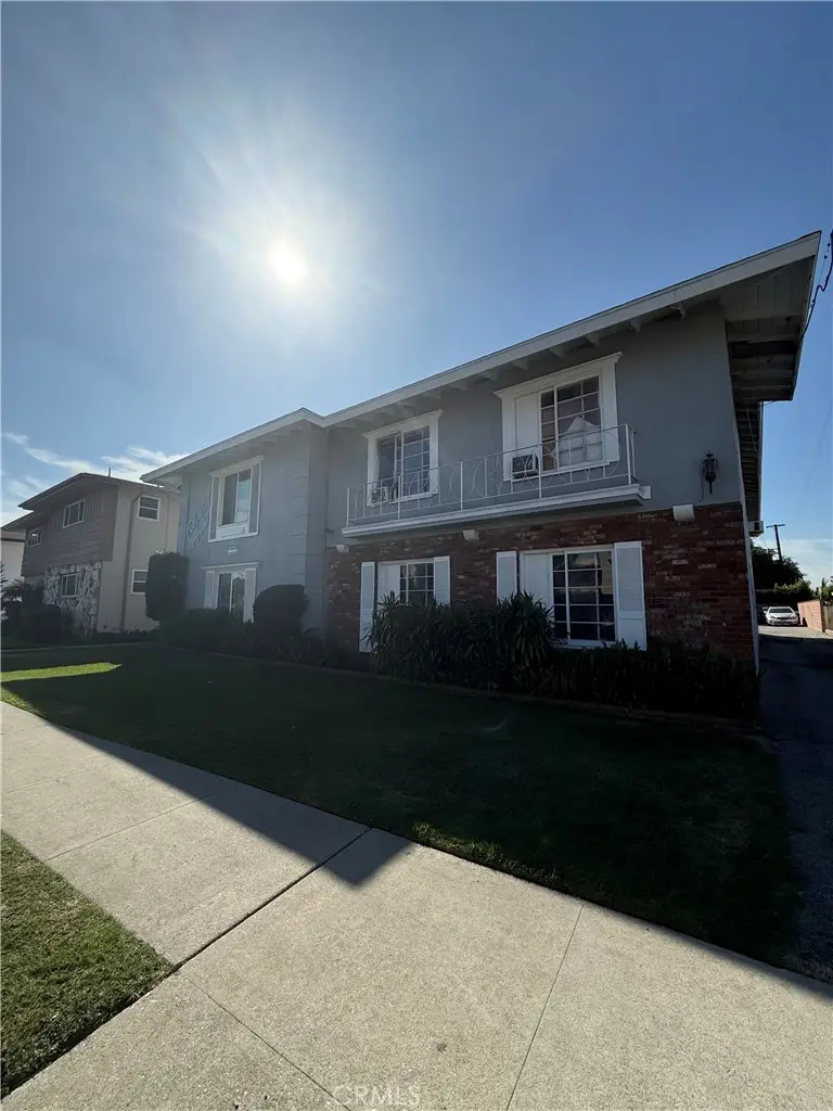8324 Alameda, Downey, CA 90242 - #2
