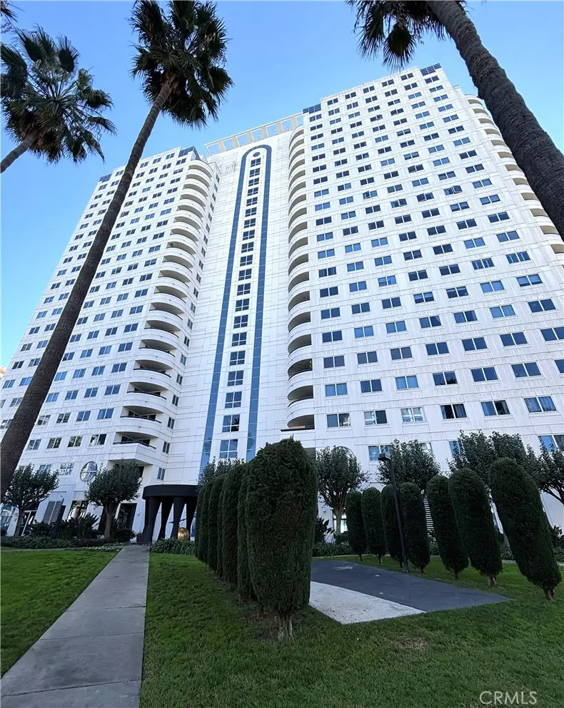 525 E Seaside Way #1801, Long Beach, CA 90802 - Image #1