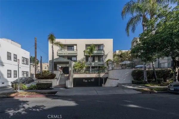 1237 E 6th Street #110, Long Beach, CA 90802