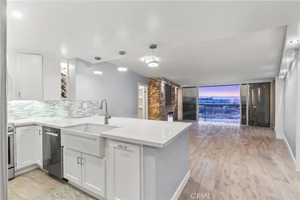 700 E Ocean Boulevard #1208, Long Beach, CA 90802