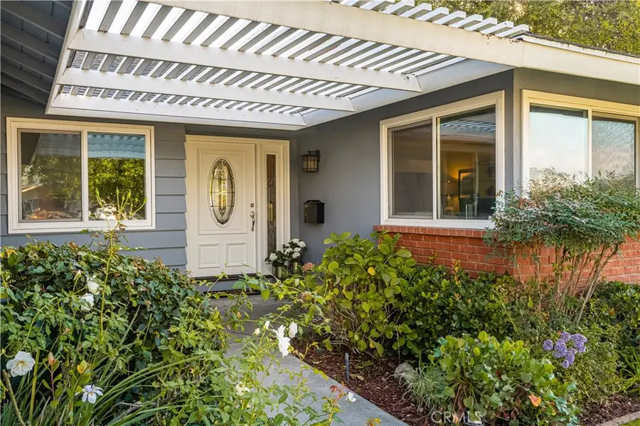 822 E Lomita Avenue, Orange, CA 92867 - Image #3