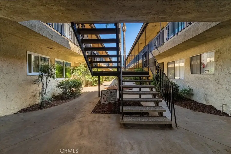 2221 E Lenita Lane, Santa Ana, CA 92705 - #3