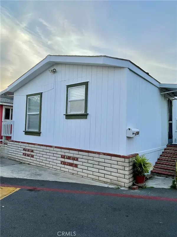 306 Sullivan St. Spc #103, Santa Ana, CA 92704