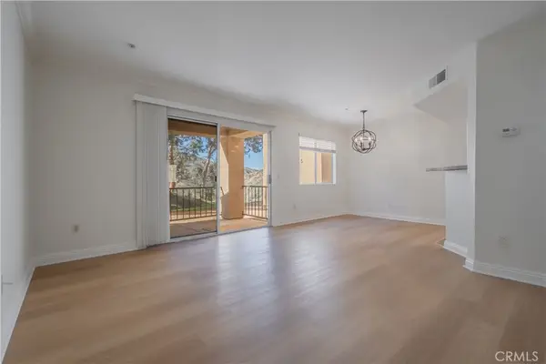 2572 Avenida Del Vista, Corona, CA 92882