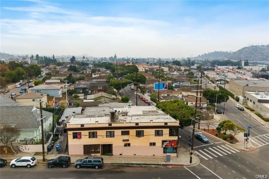 3304 Pepper Avenue, Los Angeles, CA 90065 - #3