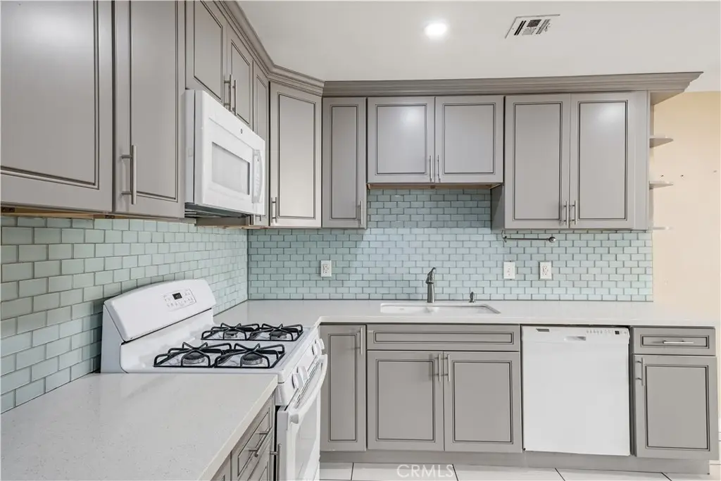 14429 Chardon Avenue #41, Hawthorne, CA 90250 - #1