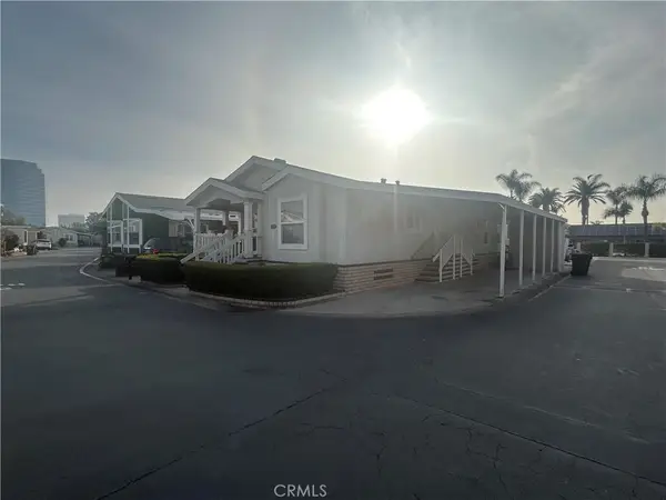 2300 Lewis Stree Street, Anaheim, CA 92802