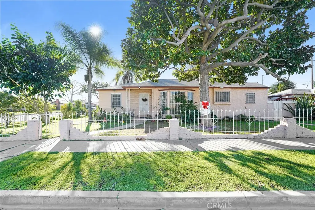 2200 W Hardy, Inglewood, CA 90305 - #1