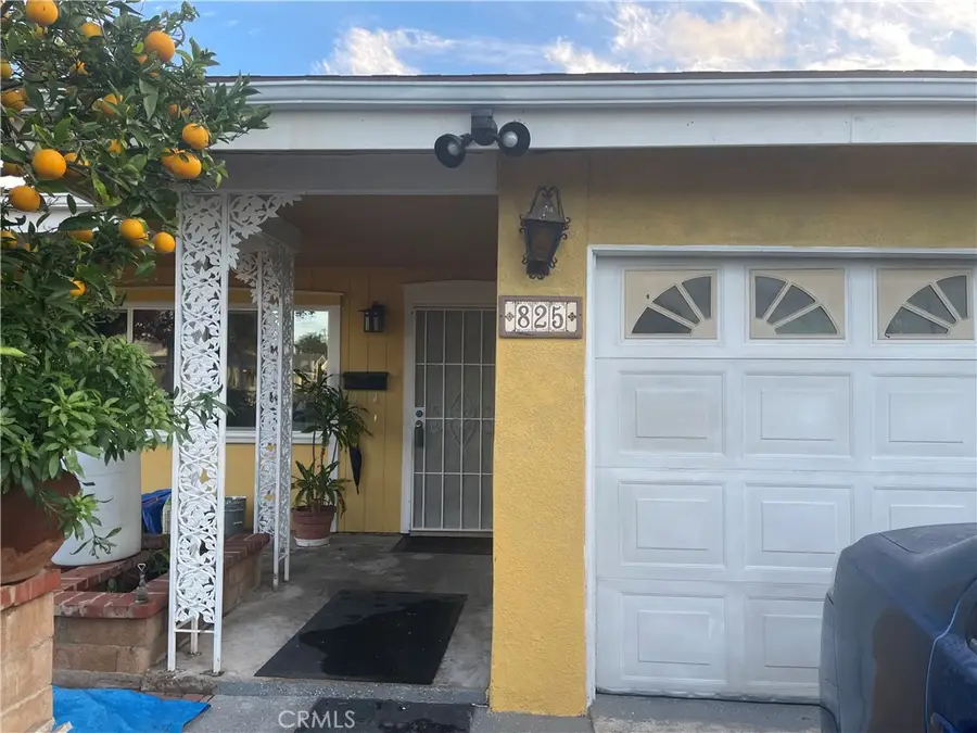 825 Sonora Road, Costa Mesa, CA 92626 - #2