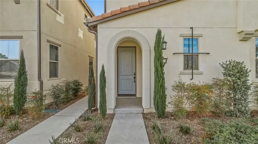 16122 Meadowhouse Avenue, Chino, CA 91708 - #3