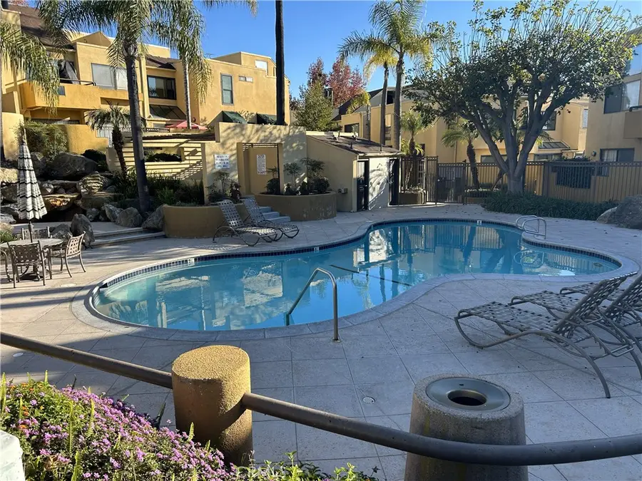 25761 Le Parc #5, Lake Forest, CA 92630 - Image #2