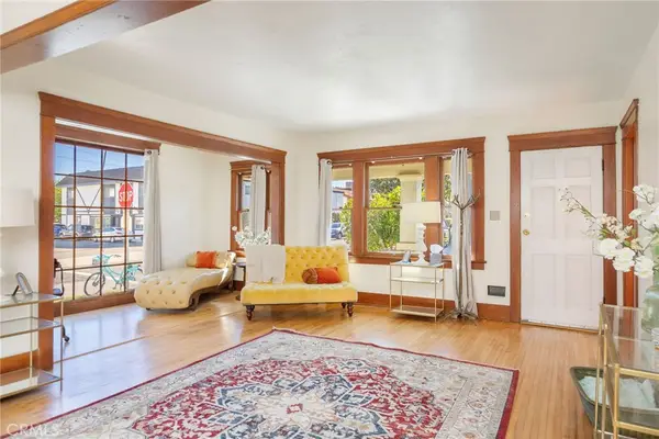 1005 Roswell Avenue, Long Beach, CA 90804