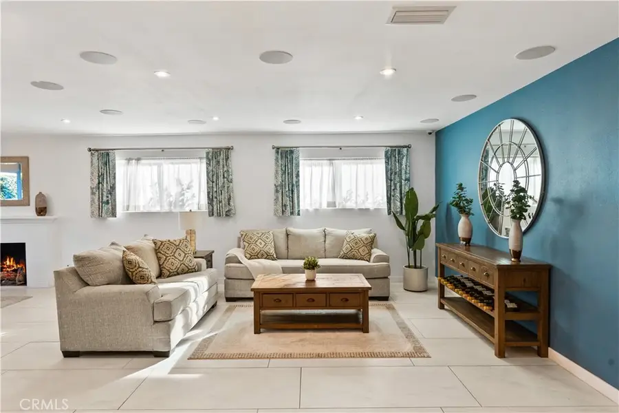 16772 Glenhaven, Huntington Beach, CA 92647 - Image #3