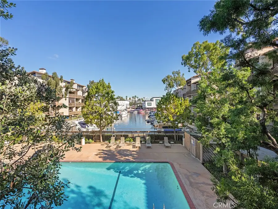 6207 Marina Pacifica N, Long Beach, CA 90803 - Image #2