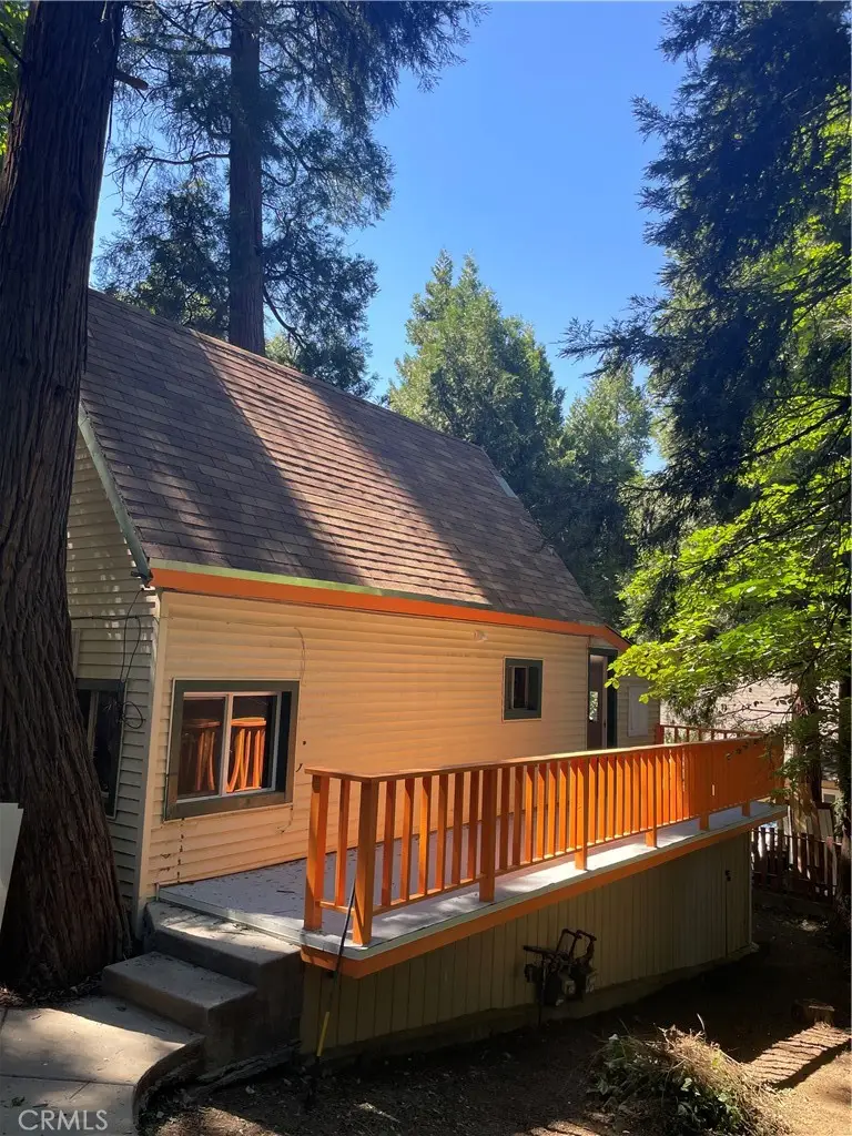 719 Woodland, Crestline, CA 92325 - #3