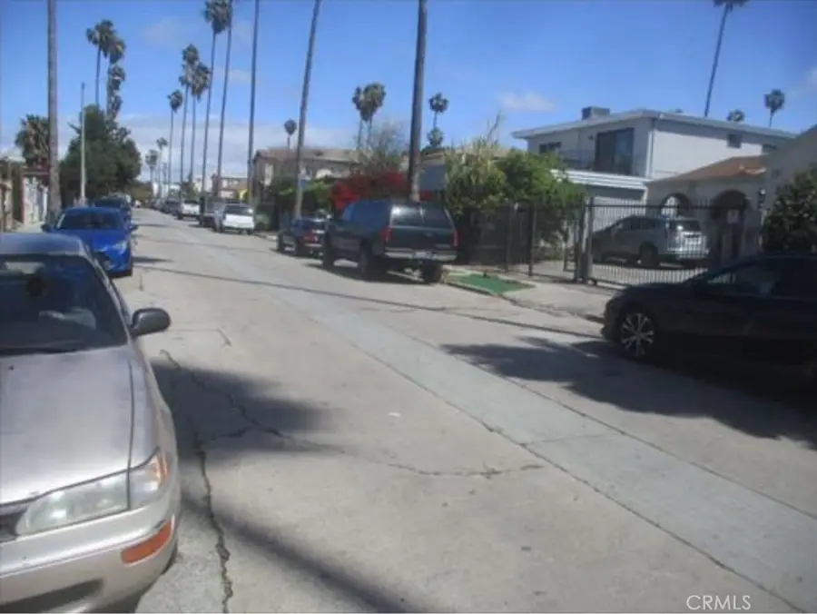 1521 S Cloverdale, Los Angeles, CA 90019 - #2