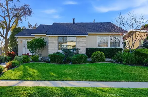 2306 Ladoga Ave, Long Beach, CA 90815